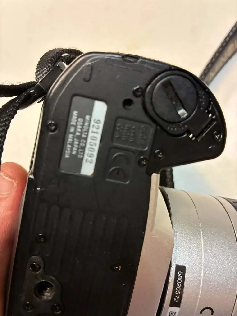 minolta qtsi maxxum 35mm Film Camera W 35-80 AF Lens Works Good